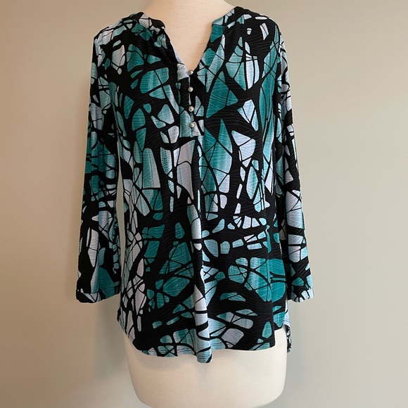 Dana Buchman M 3/4 sleeve top. Lightly worn, perfect for back to office. - Picture 1 of 4